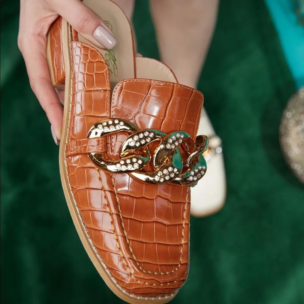 Tan croco chain mule sandal - Picture 2 of 12